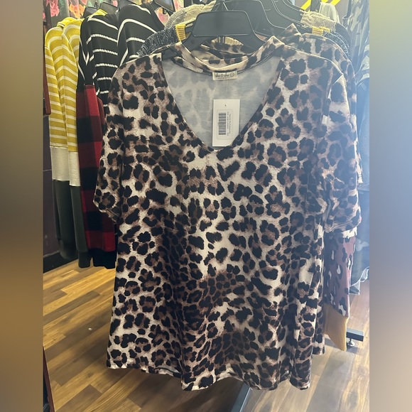 Keyhole top - Picture 3 of 3